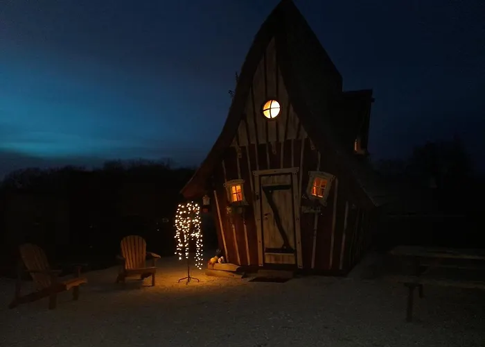Adorable Chalet